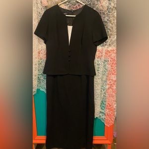 Very nice , well made dress